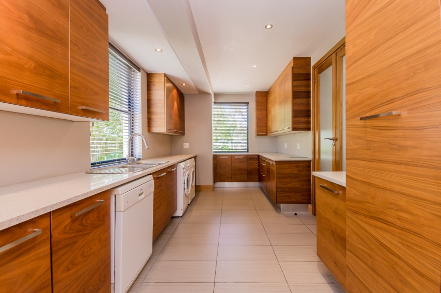 4 Bedroom Property for Sale in Pearl Valley at Val de Vie Western Cape